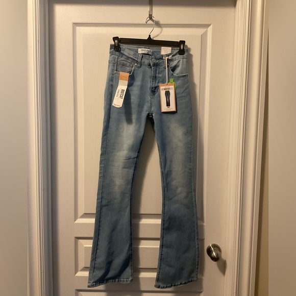 Wax Jean, Sustainable Denim, Bootcut. light blue, size 5/27 - Picture 1 of 4